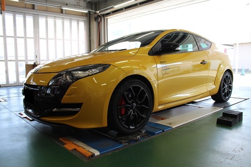 RENAULT MEGANE×YOKOHAMA ADVAN Racing RZ 大人カッコイイ仕様 | 浜松店 | 店舗ブログ |  タイヤ＆ホイールの専門店「クラフト」